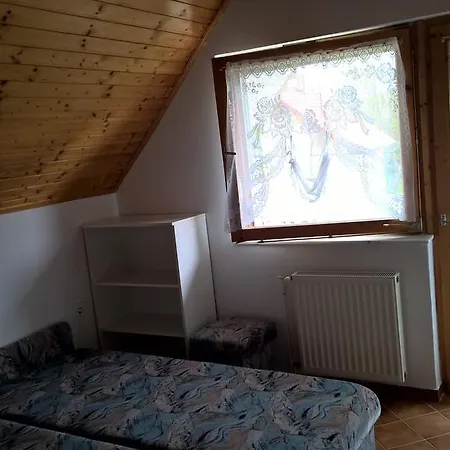 Ilona Διαμέρισμα Balatonkeresztúr